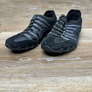 Skechers  Black 21552 Straight Away Slip On Sneaker Women's  Size 6.5